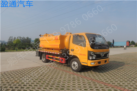 多利卡清洗吸污車(6.5方)